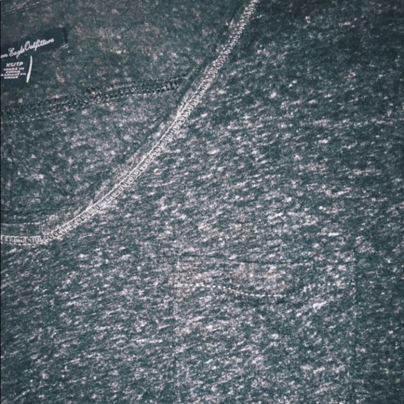 American Eagle Outfitters 3/4 length sleeved shirt - Picture 3 of 6